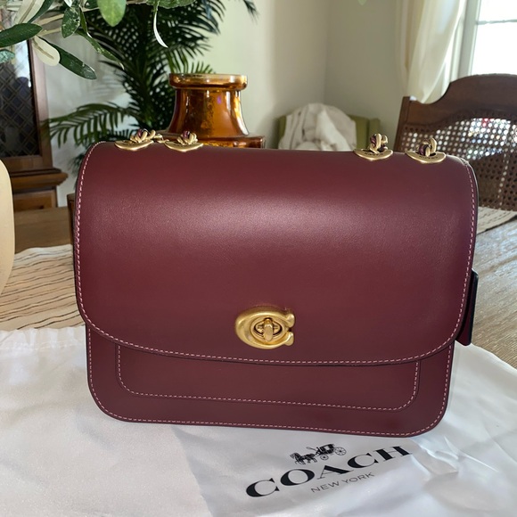 ✨Coach Madison Shoulder Bag ✨ - Picture 12 of 16